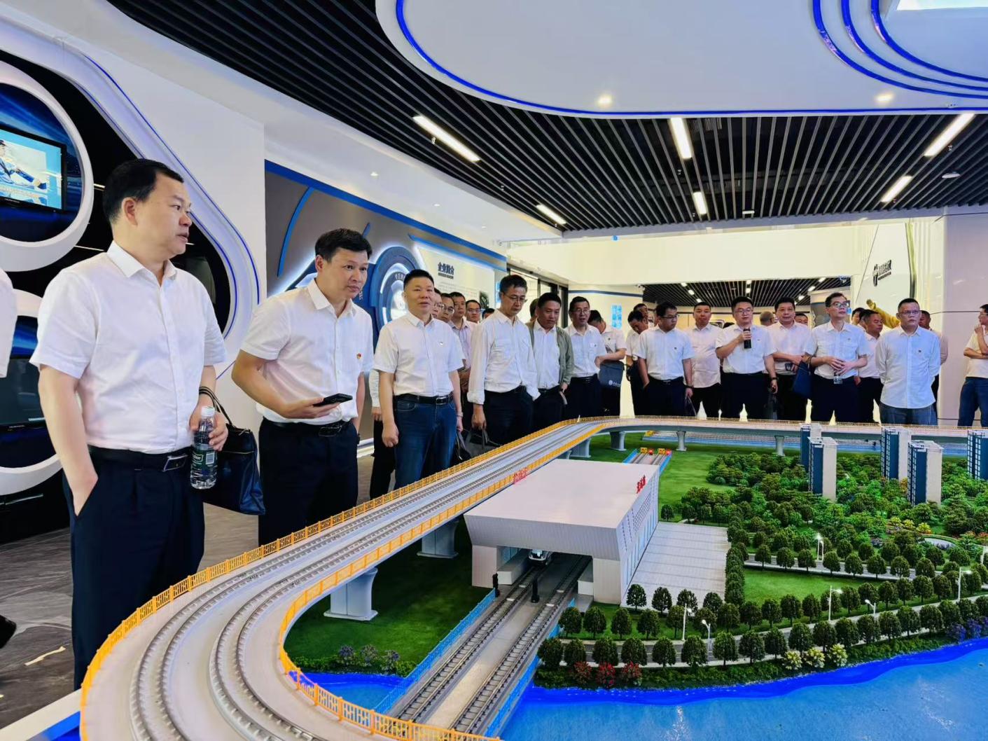 2025广州局领导班现场教学高铁时代公司